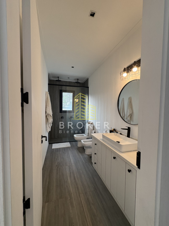 Casa ID.8874/Venta_Casa_La_Barra_Punta_del_Este - Venta Casa La Barra Punta del Este