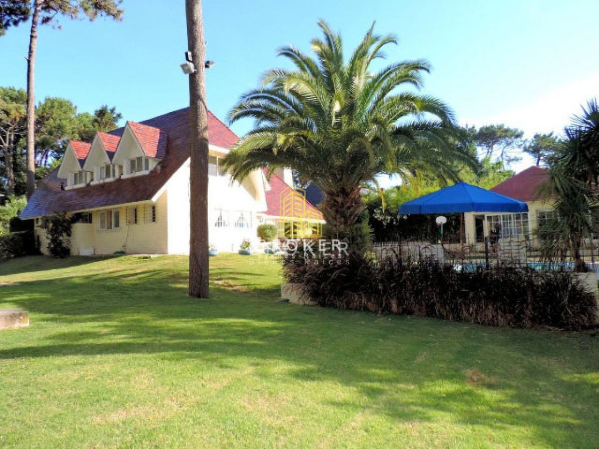 Casa ID.75/Venta_Casa_Punta_Del_Este_Lugano_971_Broker__(ref:_Bkb-971) - Venta Casa Punta Del Este Lugano 971 Broker  (ref: Bkb-971)