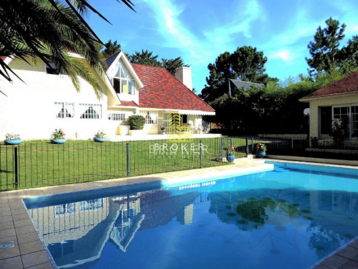 Casa ID.75/Venta_Casa_Punta_Del_Este_Lugano_971_Broker__(ref:_Bkb-971) - Venta Casa Punta Del Este Lugano 971 Broker  (ref: Bkb-971)