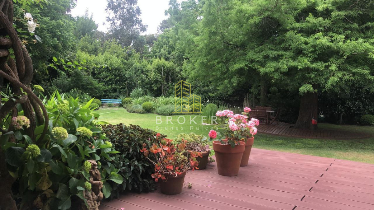 Casa ID.9597/Alquiler_de_temporada_Casa_en_San_Rafael,_Punta_del_Este,_3_dormitorios_y_amplio_jardín - Alquiler de temporada Casa en San Rafael, Punta del Este, 3 dormitorios y amplio jardín