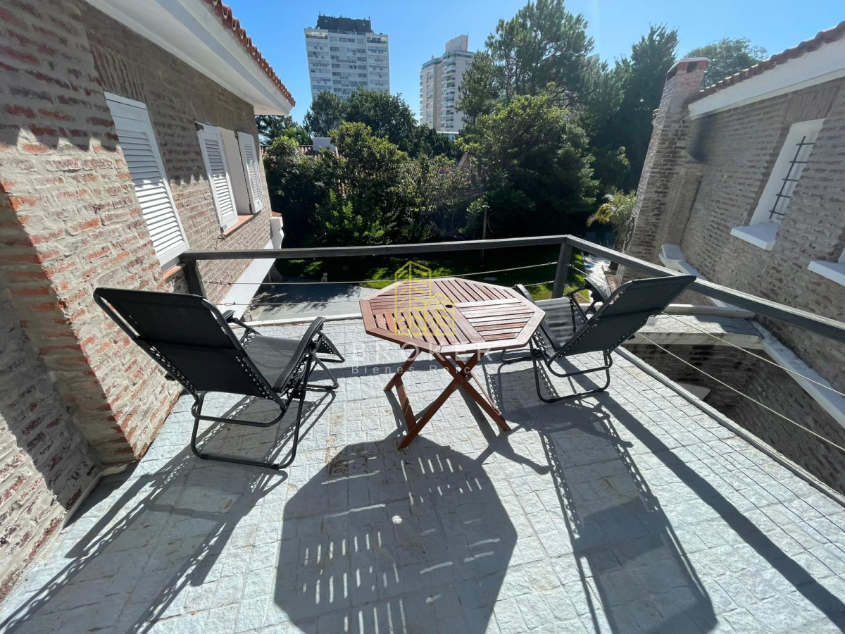 Casa ID.9084/Alquiler_Casa_4_dormitorios_Playa_Mansa,_Punta_del_Este - Alquiler Casa 4 dormitorios Playa Mansa, Punta del Este