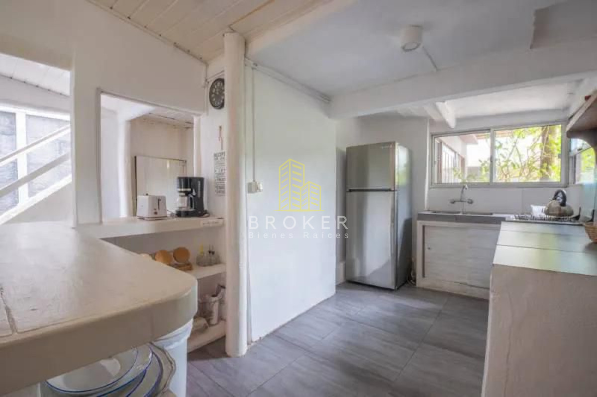 Casa ID.9009/Venta_Casa_La_barra_de_4_dormitorios_y_4_baños! - Venta Casa La barra de 4 dormitorios y 4 baños!