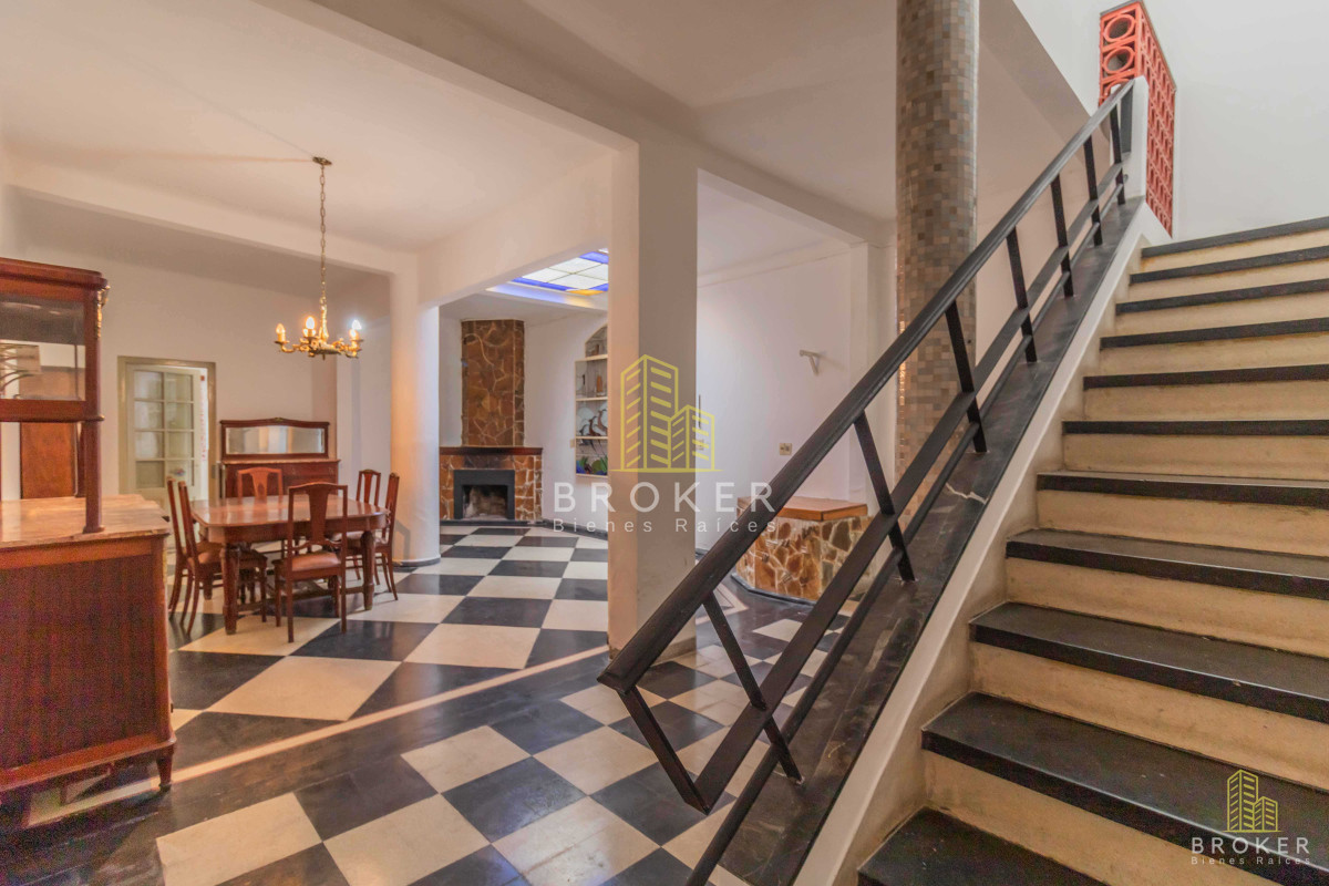 Casa ID.2082/Venta_Casa_2_dormitorios_en_Las_Piedras_Avda_Instrucciones - Venta Casa 2 dormitorios en Las Piedras Avda Instrucciones