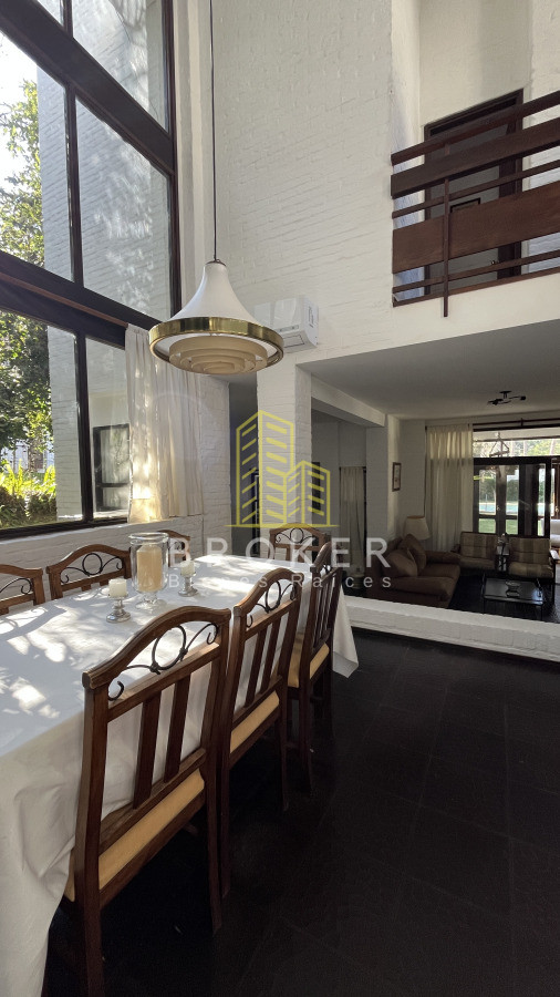 Casa ID.9399 - VENTA CASA PUNTA DEL ESTE Playa Mansa Parada 16