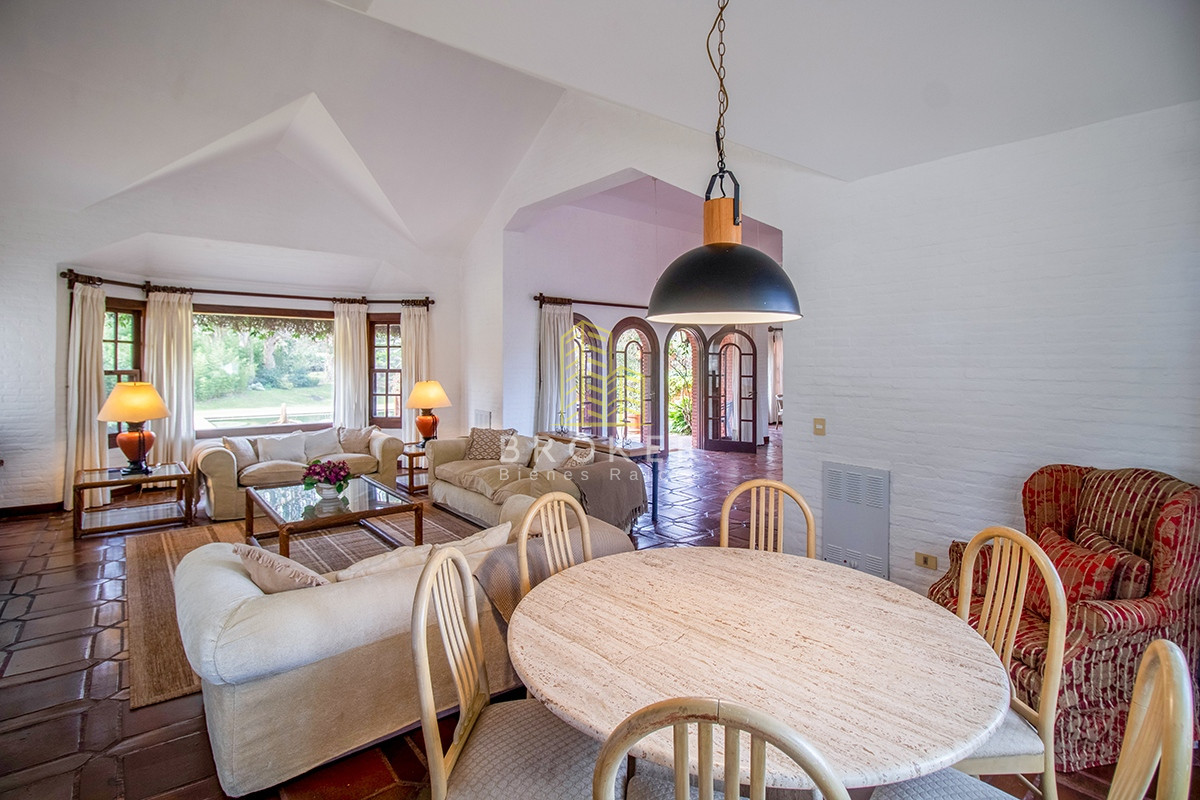 Casa ID.1787 - Venta y alquiler de Mansion Beverly Hills Punta del Este Uruguay, Uruguay.