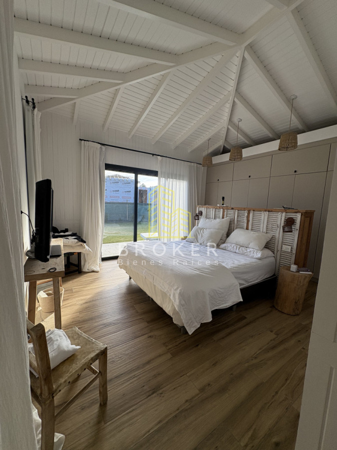 Casa ID.8874/Venta_Casa_La_Barra_Punta_del_Este - Venta Casa La Barra Punta del Este