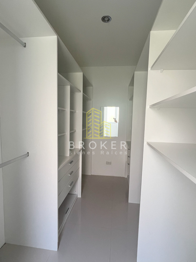 Casa ID.2238/Casa_en_Venta_en_Haras_Santa_María_-_Barrio_Los_Eucaliptos - Casa en Venta en Haras Santa María - Barrio Los Eucaliptos