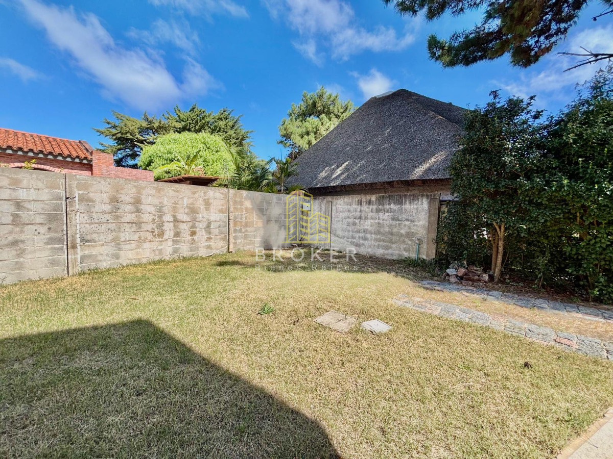 Casa ID.8453/Venta_casa_3_dormitorios_en_Pinares_Punta_del_Este - Venta casa 3 dormitorios en Pinares Punta del Este