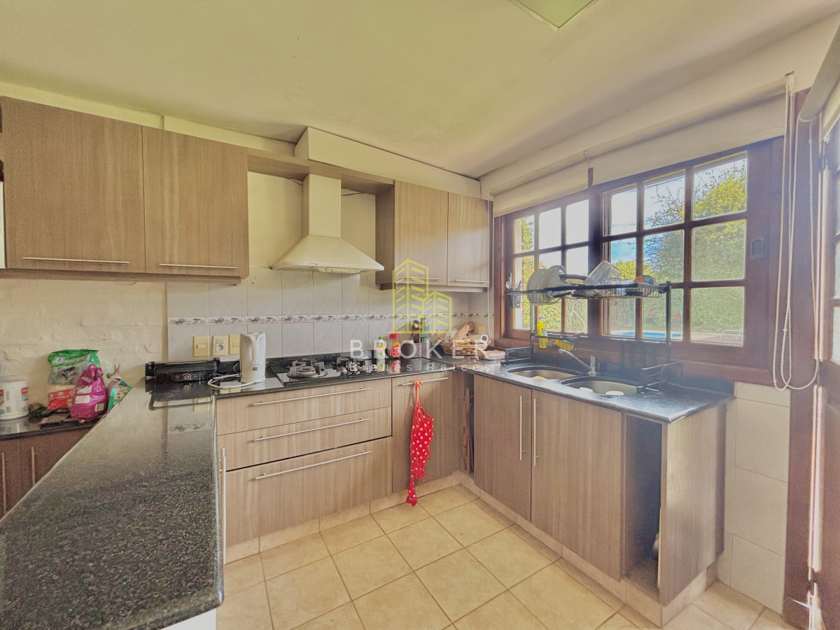 Casa ID.9439/Venta_Casas_Punta_del_Este_5_dormitorios_y_piscina_Jardines_de_Cordoba - Venta Casas Punta del Este 5 dormitorios y piscina Jardines de Cordoba