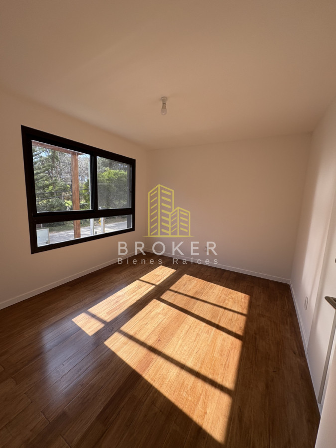 Casa ID.9145/Venta_casa_3_dormitorios_La_Barra_Punta_del_Este_ - Venta casa 3 dormitorios La Barra Punta del Este 