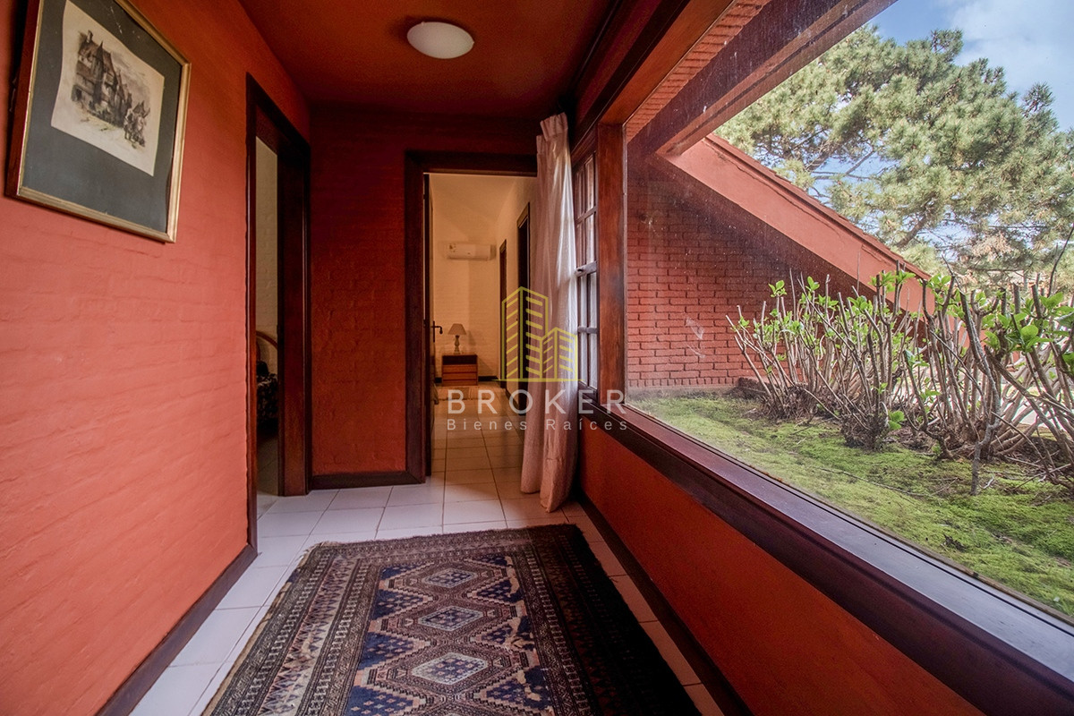 Casa ID.1787 - Venta y alquiler de Mansion Beverly Hills Punta del Este Uruguay, Uruguay.