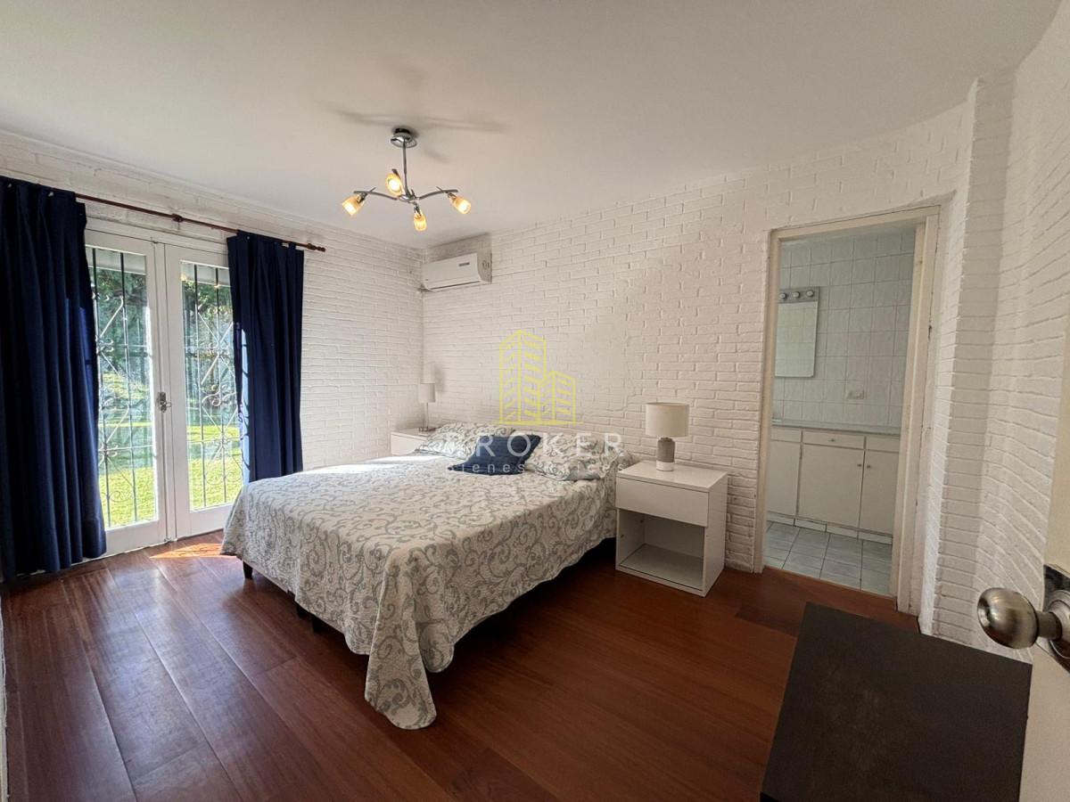 Casa ID.8747/Alquiler_anual_casa_en_zona_Playa_Mansa - Alquiler anual casa en zona Playa Mansa
