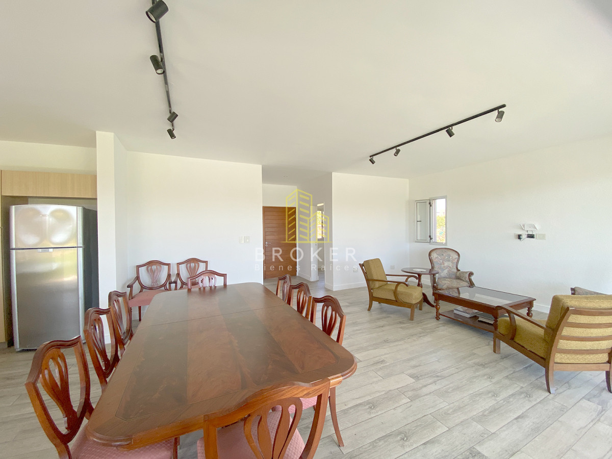 Casa ID.2220/Casa_en_Venta_en_Haras_Santa_María_-_Barrio_Molino - Casa en Venta en Haras Santa María - Barrio Molino