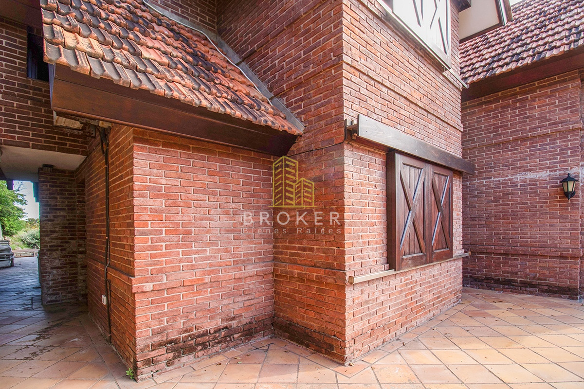 Casa ID.37/Venta_Mansión_frente_al_mar_en_Punta_Del_Este_Playa_Mansa - Venta Mansión frente al mar en Punta Del Este Playa Mansa