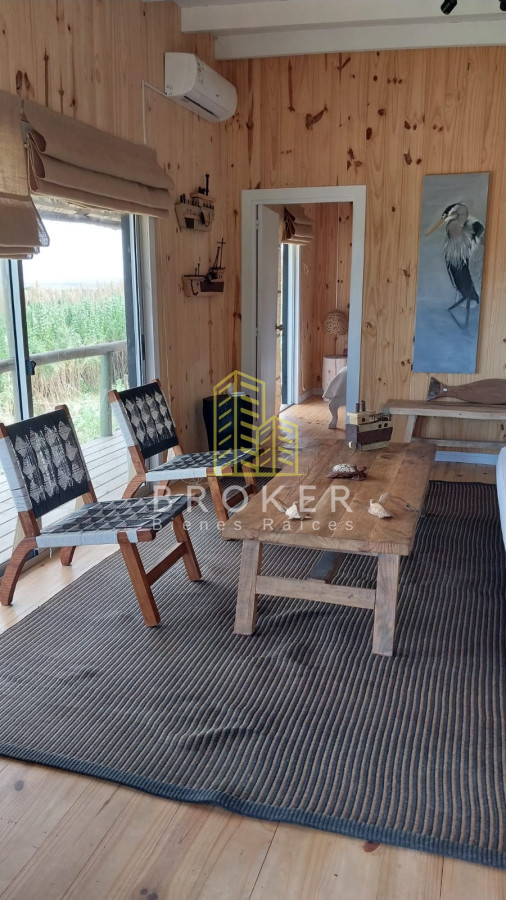Casa ID.1169/Venta_de_cabaña_en_El_Tesoro._Punta_del_Este,_Uruguay. - Venta de cabaña en El Tesoro. Punta del Este, Uruguay.