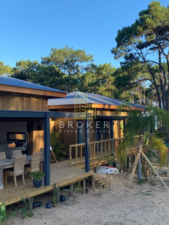 Casa ID.9685/Alquiler_de_temporada_Casa_en_Montoya,_La_Barra,_a_estrenar - Alquiler de temporada Casa en Montoya, La Barra, a estrenar