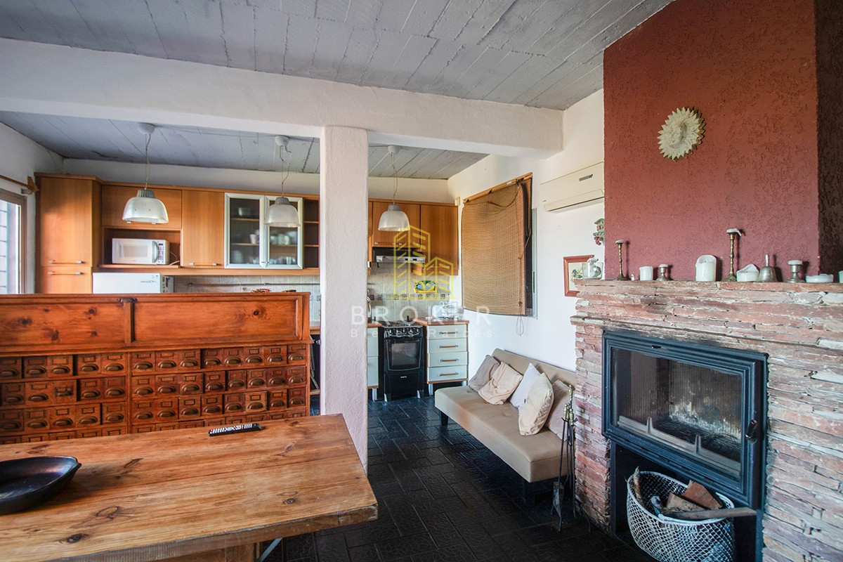 Casa ID.1099/Venta_de_casa_de_4_dormitorios_mas_dependencia_en_el_Chorro._._Punta_del_Este,_Uruguay. - Venta de casa de 4 dormitorios mas dependencia en el Chorro. . Punta del Este, Uruguay.