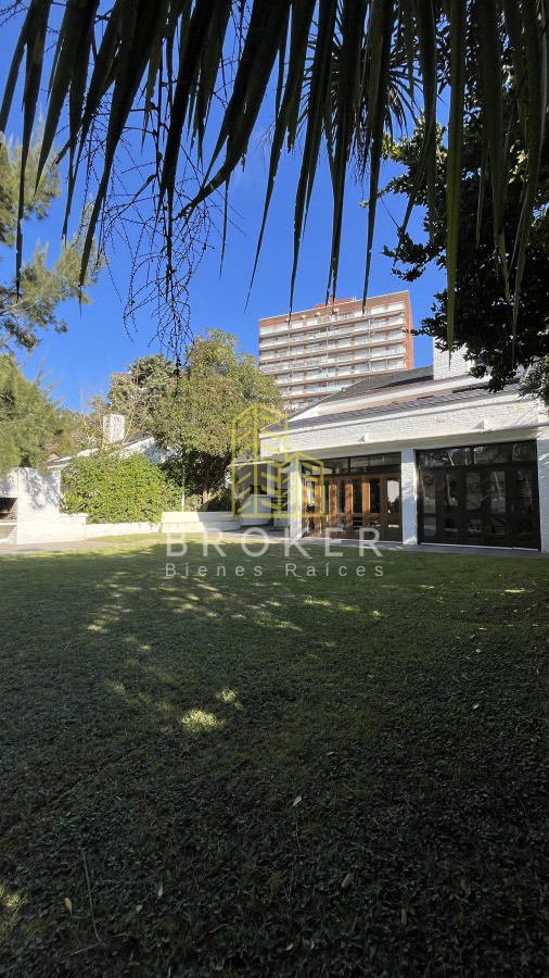 Casa ID.9399 - VENTA CASA PUNTA DEL ESTE Playa Mansa Parada 16