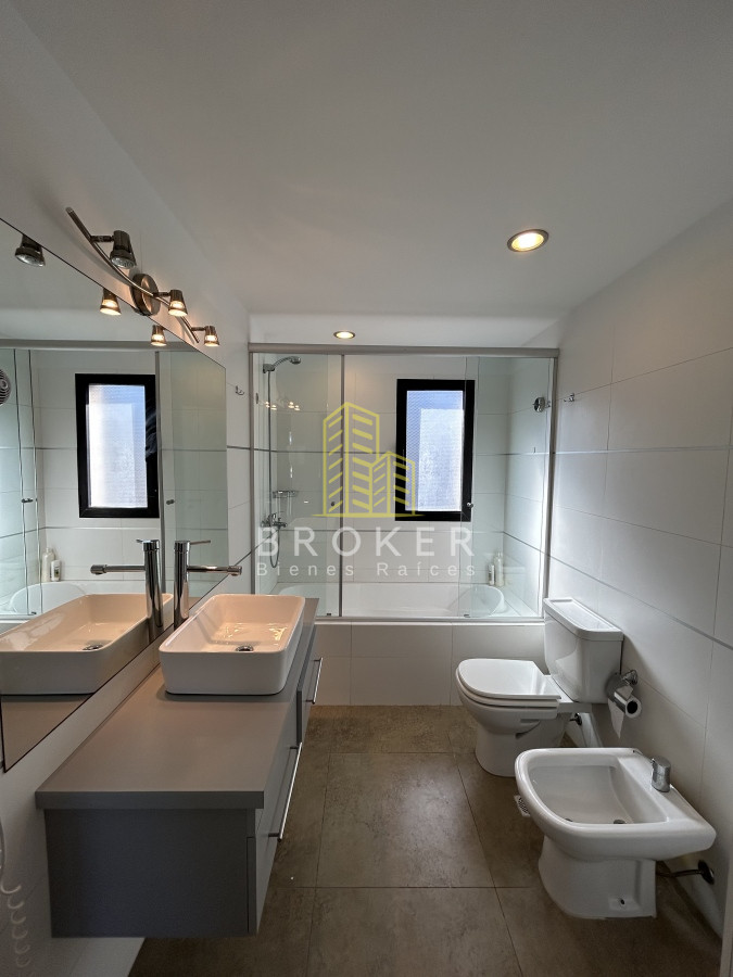 Casa ID.572/Venta_de_Duplex_en_Barrio_Privado,_Playa_Mansa_punta_del_este_ - Venta de Duplex en Barrio Privado, Playa Mansa. Punta del Este, Uruguay.