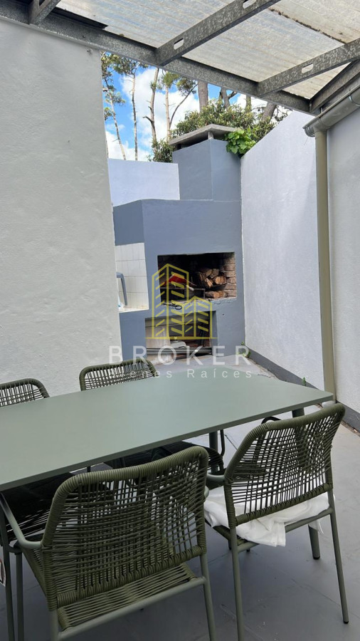 Casa ID.8992/Alquiler_de_casa_departamento_reciclado_Punta_del_Este - Alquiler de casa departamento reciclado Punta del Este