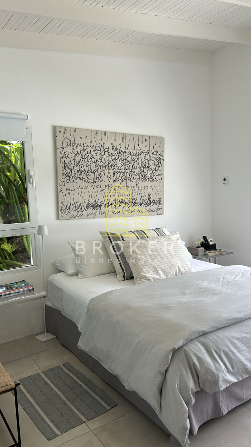 Casa ID.8996/Alquiler_de_casa_en_El_Quijote_barrio_privado_La_Barra - Alquiler de casa en El Quijote barrio privado La Barra