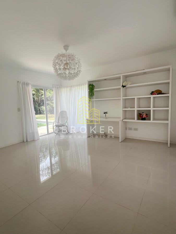 Casa ID.2238/Casa_en_Venta_en_Haras_Santa_María_-_Barrio_Los_Eucaliptos - Casa en Venta en Haras Santa María - Barrio Los Eucaliptos