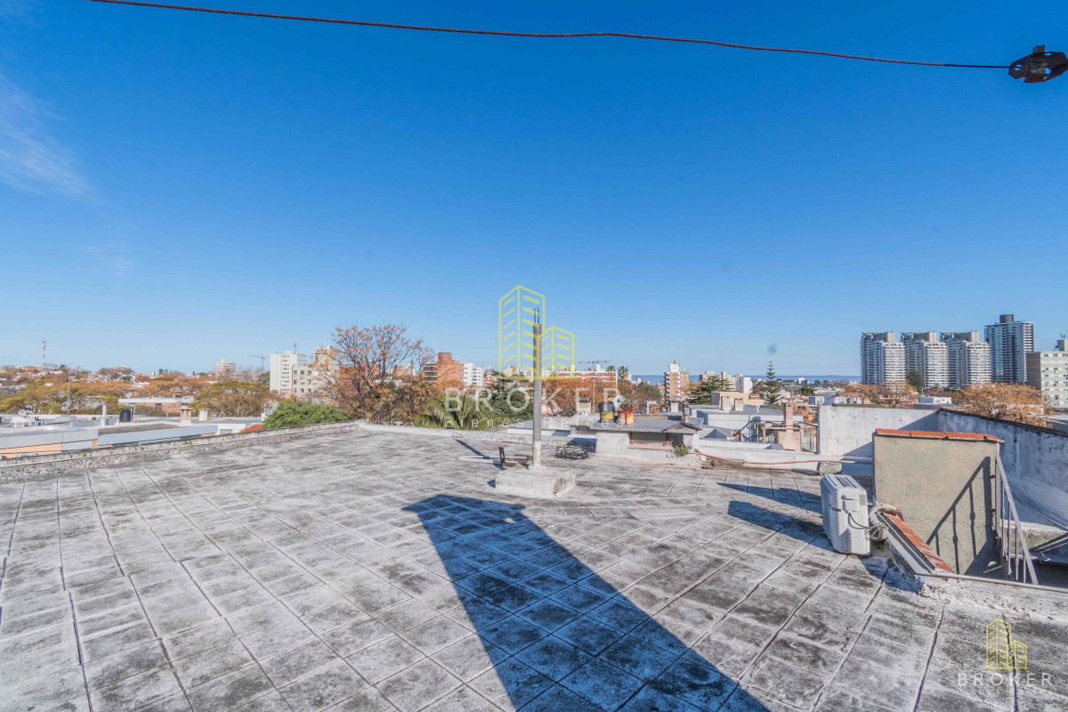 Casa ID.9250/VENTA_CASA_MALVIN_4_DORMITORIOS_PH_DE_ALTOS_ - VENTA CASA MALVIN 4 DORMITORIOS PH DE ALTOS 