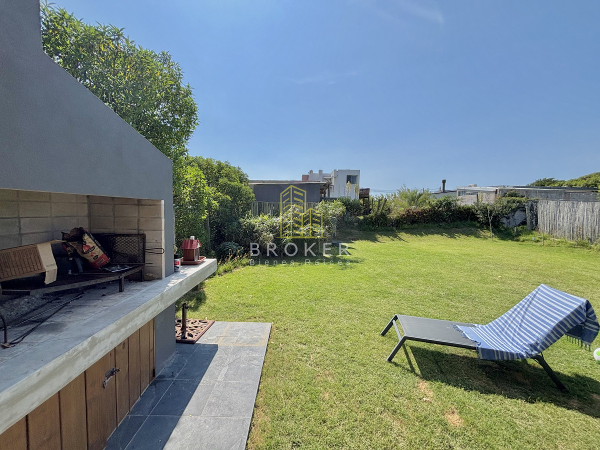 Casa ID.8425/Venta_Casa_Punta_del_Este,_Zona_Balneario_Buenos_Aires,_Manantiales - Venta Casa Punta del Este, Zona Balneario Buenos Aires, Manantiales