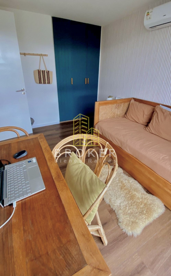 Casa ID.8425/Venta_Casa_Punta_del_Este,_Zona_Balneario_Buenos_Aires,_Manantiales - Venta Casa Punta del Este, Zona Balneario Buenos Aires, Manantiales