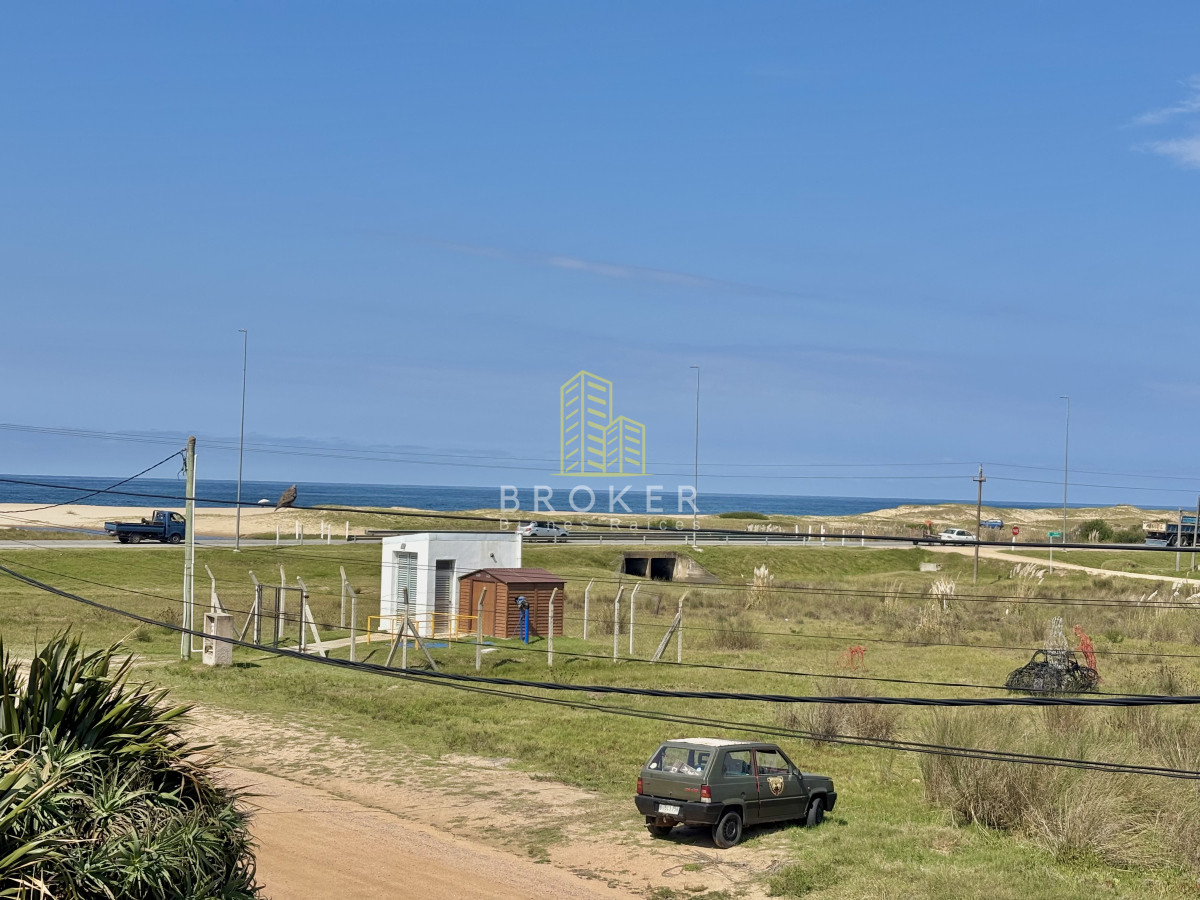 Casa ID.8425/Venta_Casa_Punta_del_Este,_Zona_Balneario_Buenos_Aires,_Manantiales - Venta Casa Punta del Este, Zona Balneario Buenos Aires, Manantiales