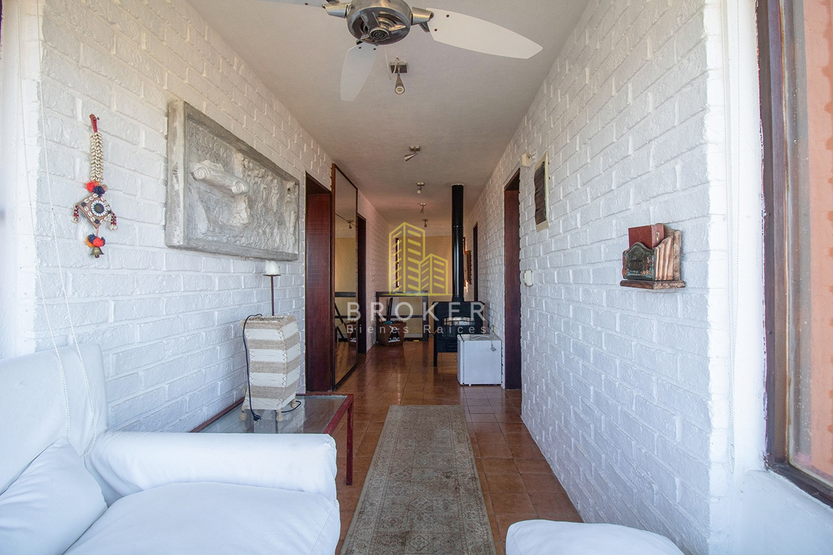Casa ID.1099/Venta_de_casa_de_4_dormitorios_mas_dependencia_en_el_Chorro._._Punta_del_Este,_Uruguay. - Venta de casa de 4 dormitorios mas dependencia en el Chorro. . Punta del Este, Uruguay.