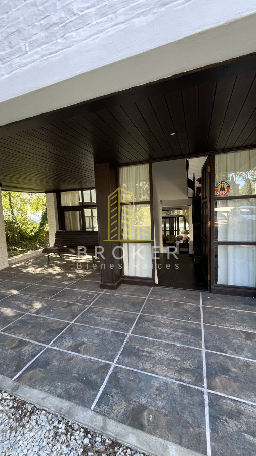 Casa ID.9399 - VENTA CASA PUNTA DEL ESTE Playa Mansa Parada 16