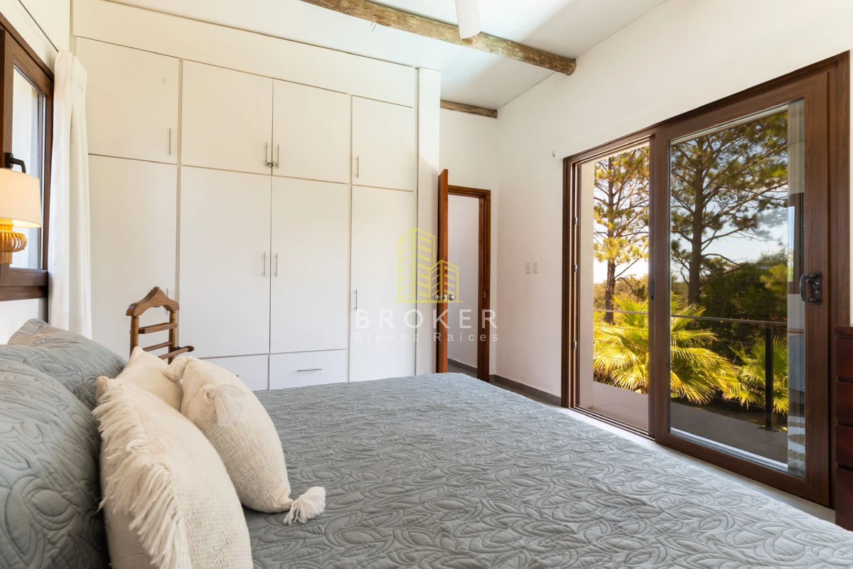 Casa ID.8866/Espectacular_y_moderna_casa_en_la_barra_para_alquiler_de_temporada - Espectacular y moderna casa en la barra para alquiler de temporada