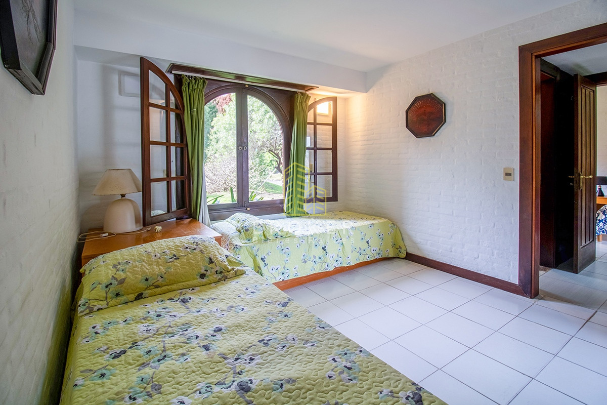 Casa ID.1787 - Venta y alquiler de Mansion Beverly Hills Punta del Este Uruguay, Uruguay.