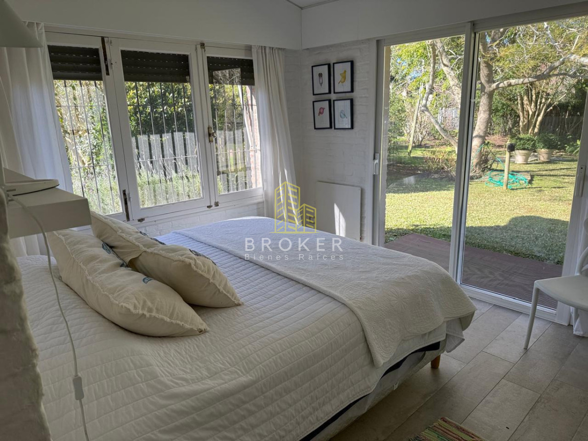 Casa ID.9597/Alquiler_de_temporada_Casa_en_San_Rafael,_Punta_del_Este,_3_dormitorios_y_amplio_jardín - Alquiler de temporada Casa en San Rafael, Punta del Este, 3 dormitorios y amplio jardín