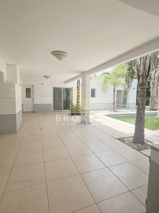 Casa ID.2238/Casa_en_Venta_en_Haras_Santa_María_-_Barrio_Los_Eucaliptos - Casa en Venta en Haras Santa María - Barrio Los Eucaliptos