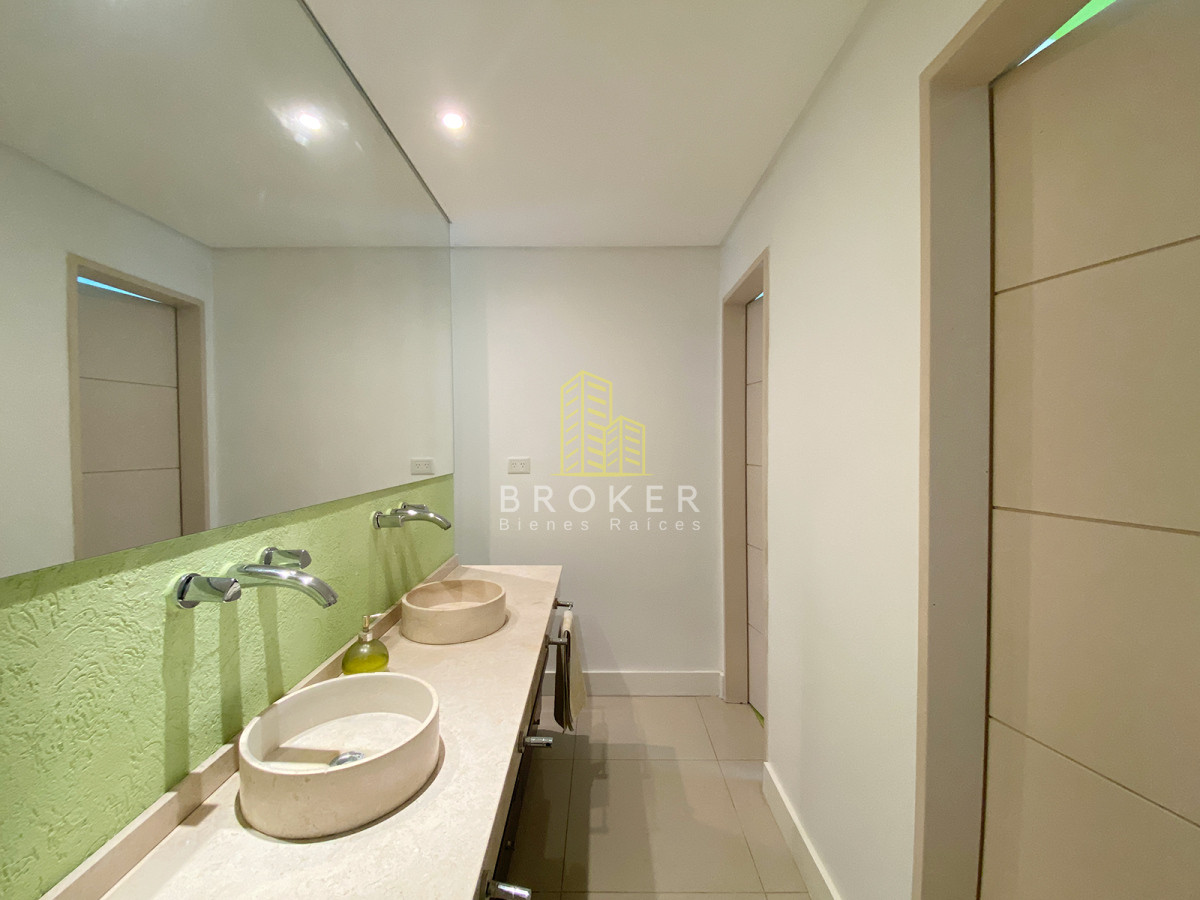 Casa ID.2021/Casa_en_Venta_en_Haras_Santa_María_-_Barrio_Los_Robles - Casa en Venta en Haras Santa María - Barrio Los Robles