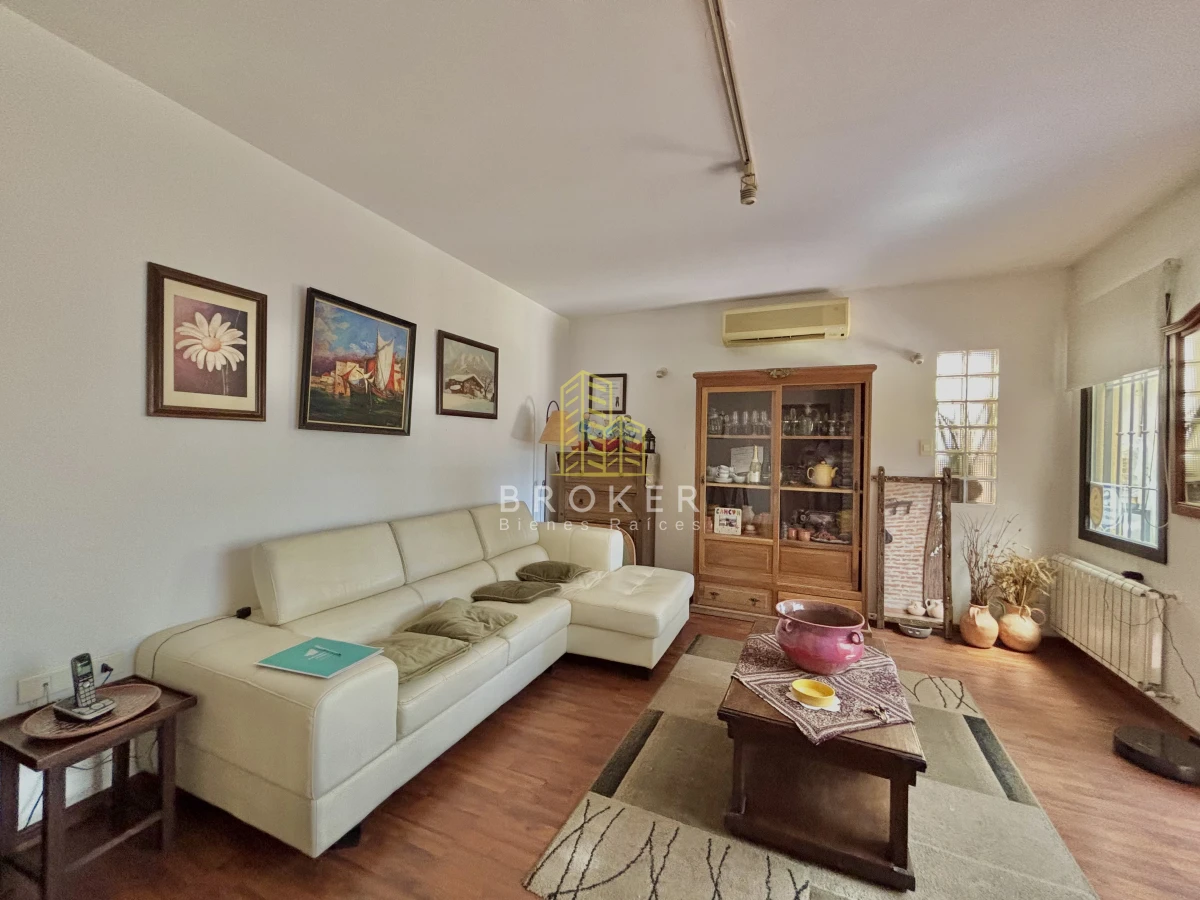 Casa ID.9638/Venta_casa_punta_del_este_4_dormitorios_piscina_ - Venta casa punta del este 4 dormitorios piscina 