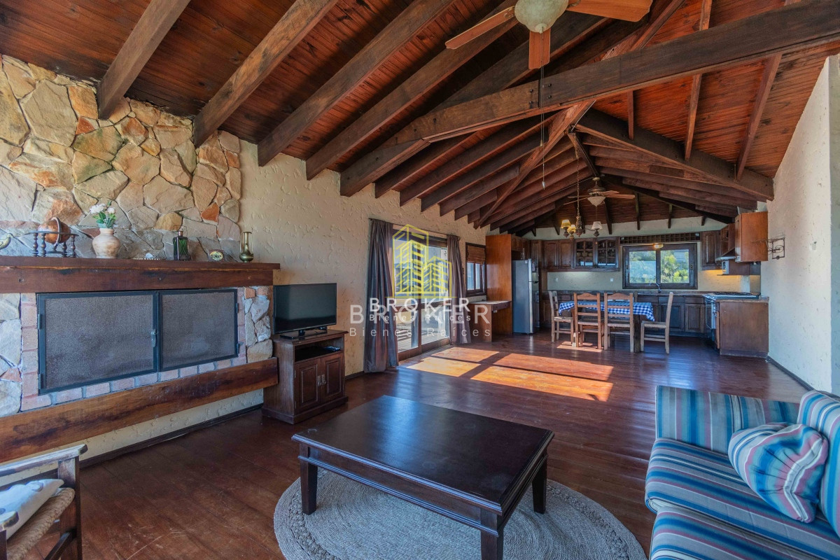 Casa ID.573/Venta_de_Casa_en_Piriapolis_San_Francisco_frente_al_mar!_3_dormitorios! - Venta de Casa en Piriapolis San Francisco frente al mar! 4 dormitorios!