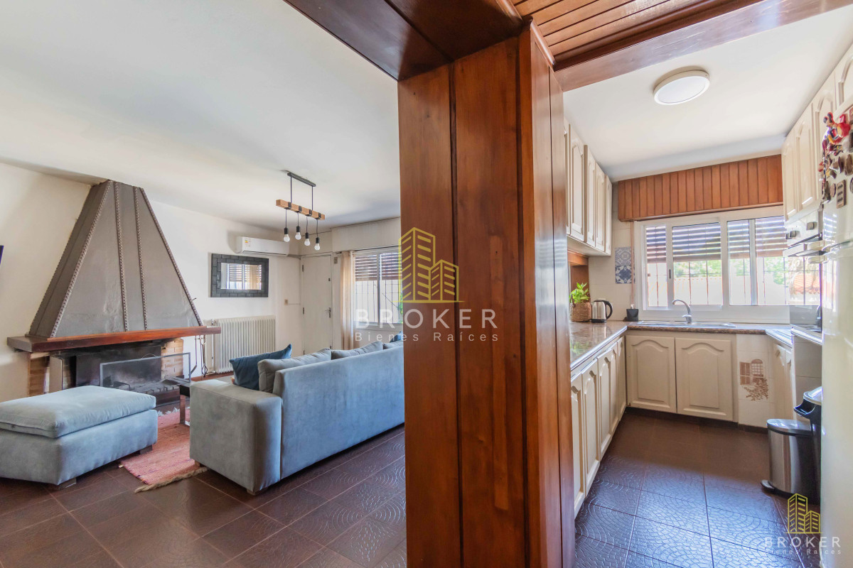 Casa ID.2155/venta_casa_3_dormitorios_mas_servicio_y_piscina_en_punta_gorda,_Montevideo._Uruguay - venta casa 3 dormitorios mas servicio y piscina en punta gorda, Montevideo. Uruguay