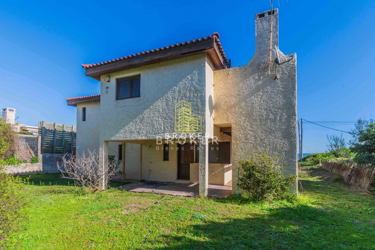 Casa ID.573/Venta_de_Casa_en_Piriapolis_San_Francisco_frente_al_mar!_3_dormitorios! - Venta de Casa en Piriapolis San Francisco frente al mar! 4 dormitorios!