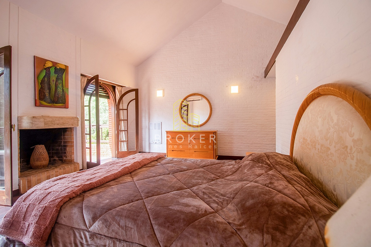Casa ID.1787 - Venta y alquiler de Mansion Beverly Hills Punta del Este Uruguay, Uruguay.