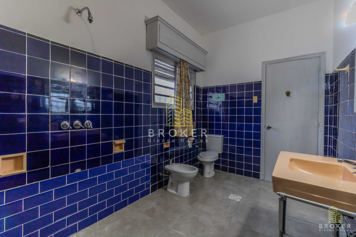 Casa ID.2082/Venta_Casa_2_dormitorios_en_Las_Piedras_Avda_Instrucciones - Venta Casa 2 dormitorios en Las Piedras Avda Instrucciones