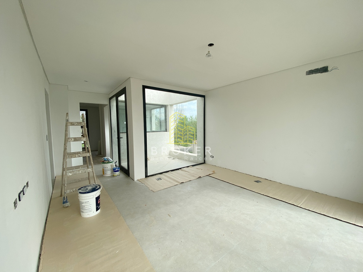 Casa ID.1900/Casa_a_Estrenar_en_Venta_en_Haras_Santa_María_-_Barrio_Los_Eucaliptos - Casa a Estrenar en Venta en Haras Santa María - Barrio Los Eucaliptos