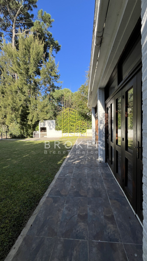 Casa ID.9399 - VENTA CASA PUNTA DEL ESTE Playa Mansa Parada 16