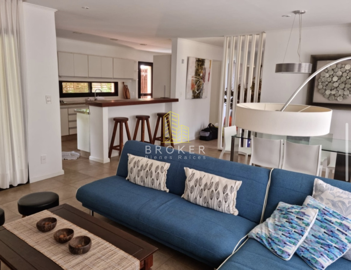 Casa ID.647/Casa_2_dormitorios_barrio_privado,_Pinares - Casa 2 dormitorios barrio privado, Pinares. Punta del Este, Uruguay.