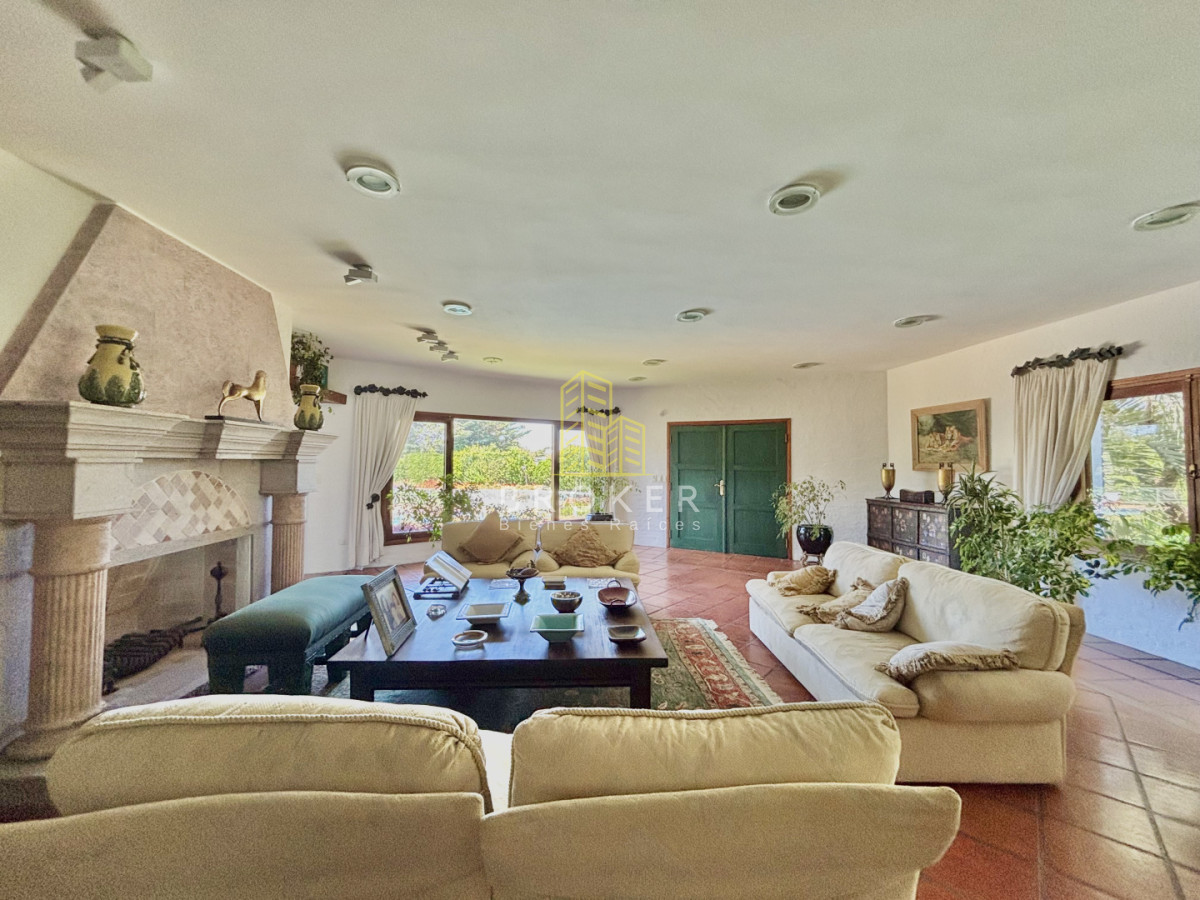 Casa ID.9736/Venta_casa_mansa_punta_del_este_piscina_ - Venta casa mansa punta del este piscina 