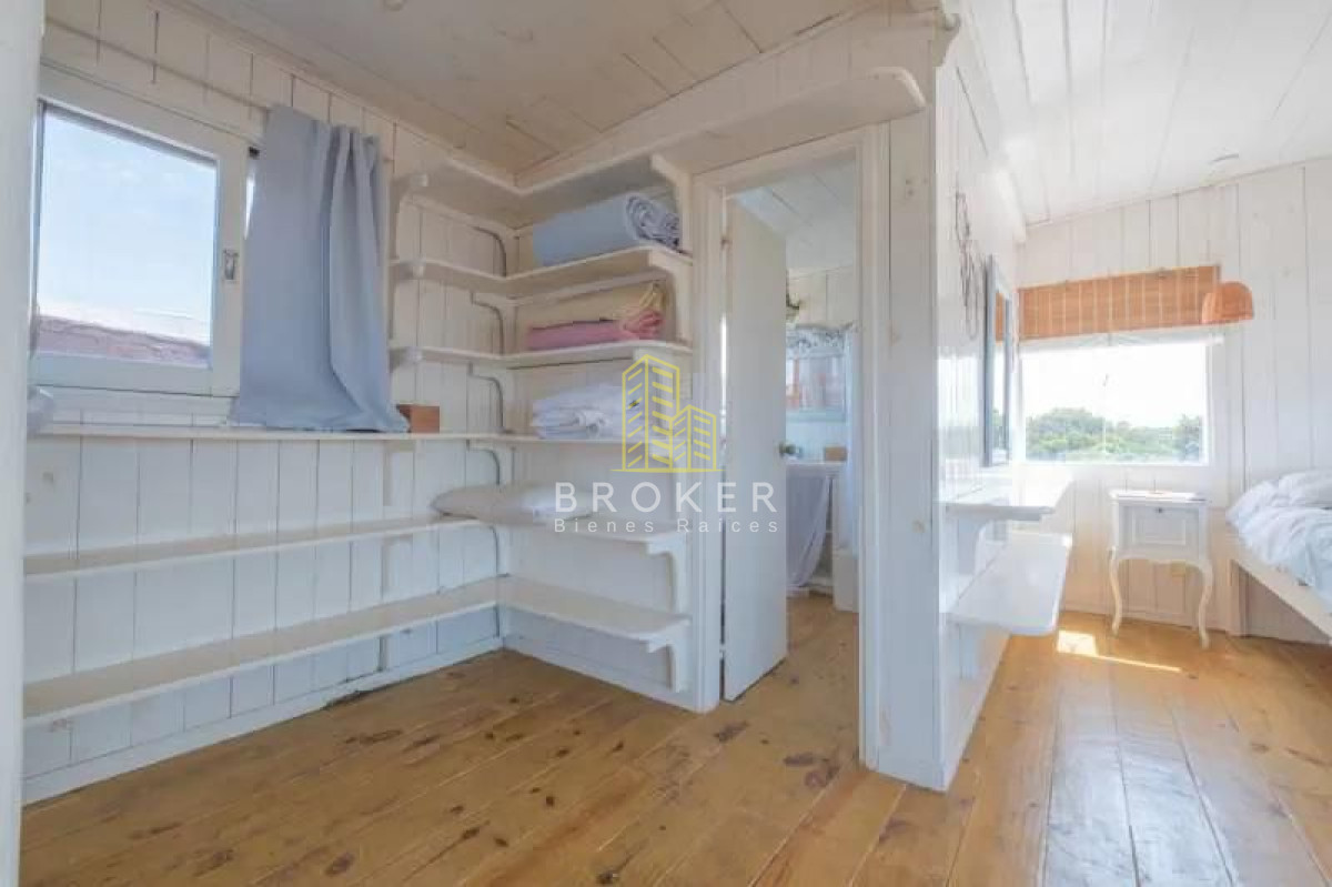 Casa ID.9009/Venta_Casa_La_barra_de_4_dormitorios_y_4_baños! - Venta Casa La barra de 4 dormitorios y 4 baños!