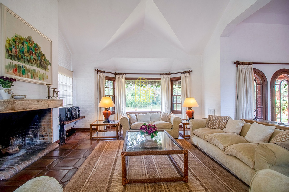 Casa ID.1787 - Venta y alquiler de Mansion Beverly Hills Punta del Este Uruguay, Uruguay.