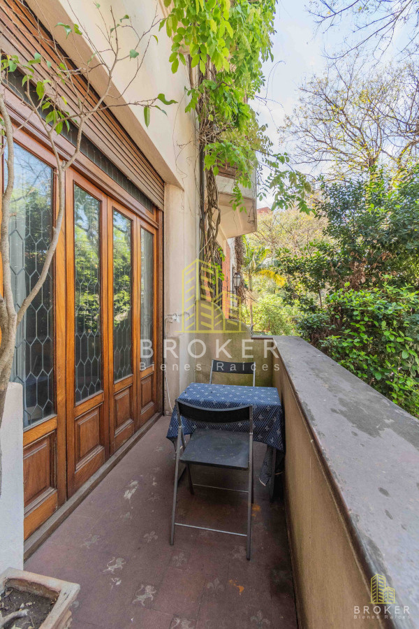 Casa ID.1913/Venta_Casa_de_4_Dormitorios_en_Pocitos._Montevideo_Uruguay. - Venta Casa de 4 Dormitorios en Pocitos. Montevideo Uruguay.